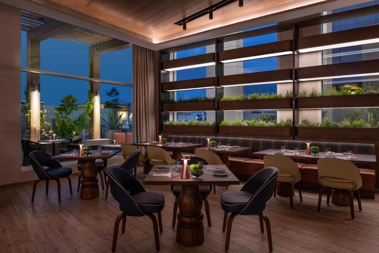 Abesq Doha Hotel And Residences, An Ihg Hotel Exteriör bild The restaurant