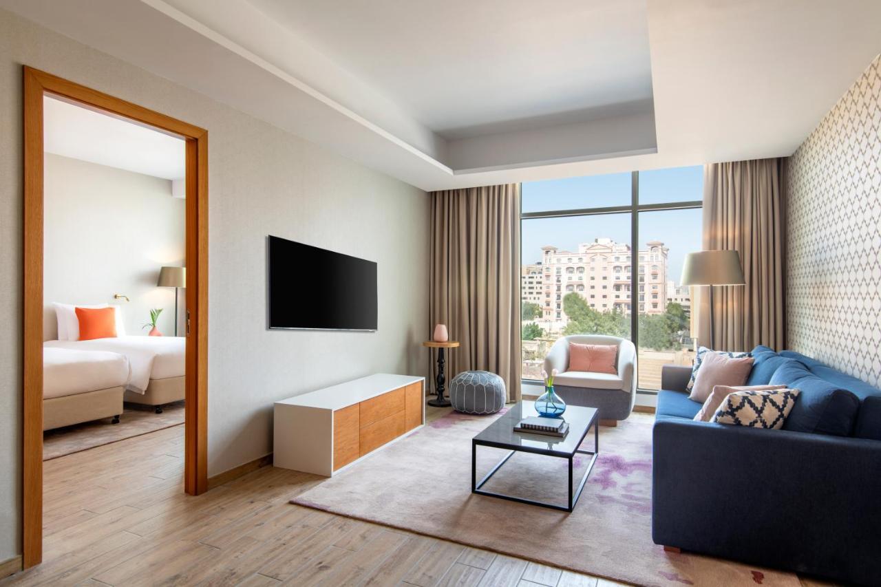 Abesq Doha Hotel And Residences, An Ihg Hotel Exteriör bild A suite at the hotel